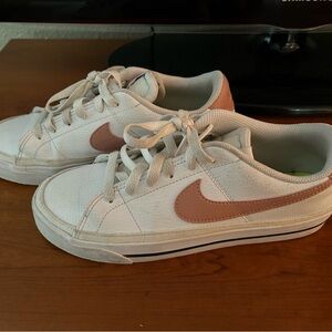 Women’s Nike Shoes